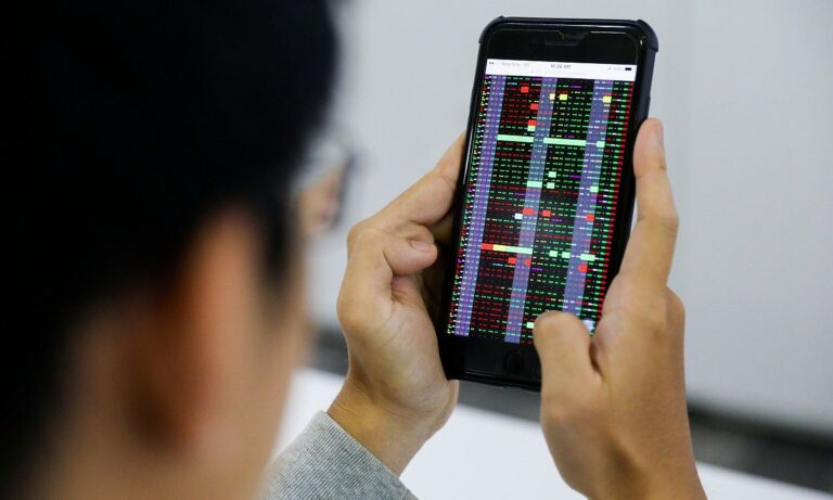 100 Triệu Đầu Tư Gì: Hướng Dẫn Chi Tiết Cho Người Tiết Kiệm Nhỏ