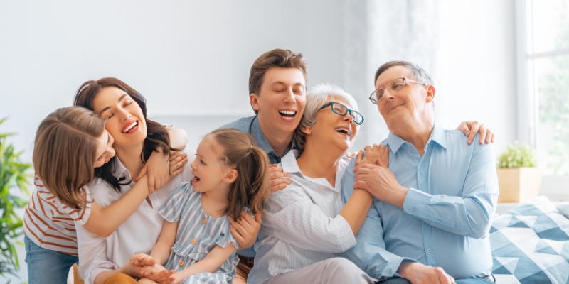 Thể hiện tình yêu thương và trách nhiệm