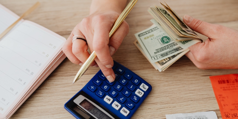 Khi lạm phát tăng, sức mua của đồng tiền giảm